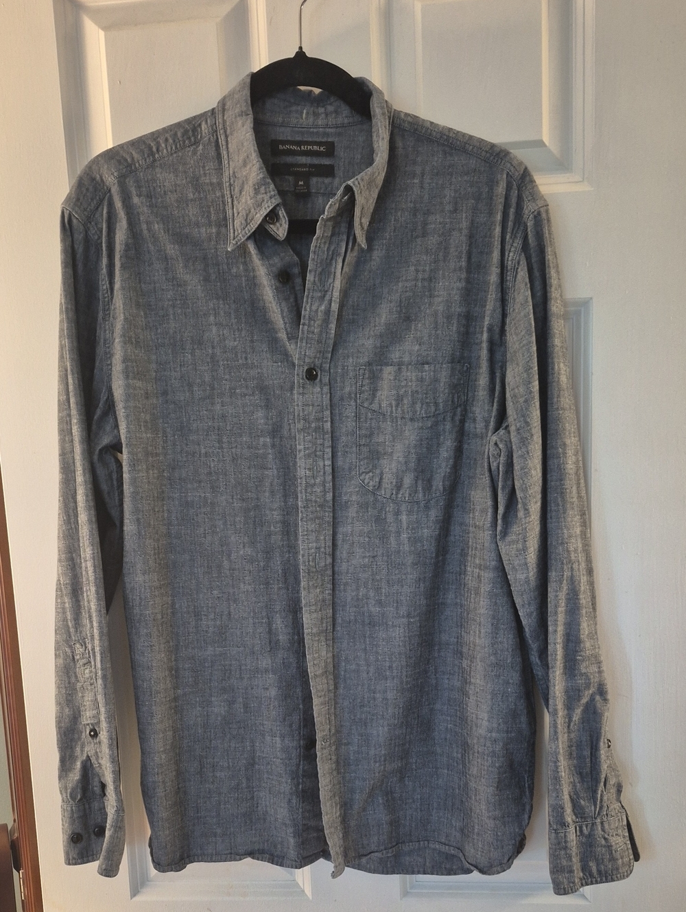Banana Republic Men's Gray Chambray Button-Down Shirt